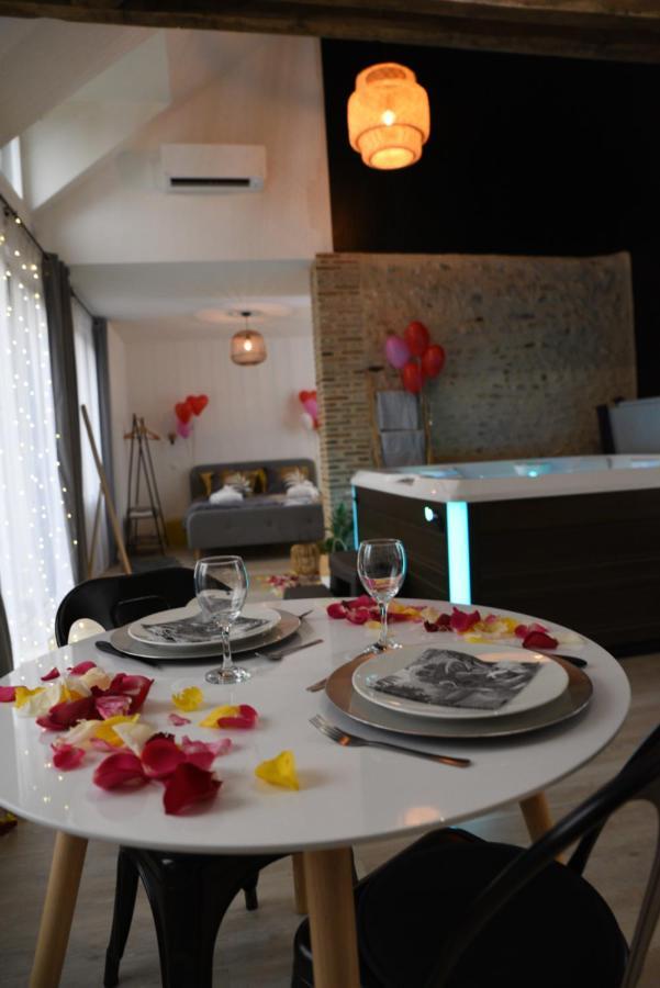 Eaudyssee Maison Avec Spa Privee - Loiret Ladon المظهر الخارجي الصورة