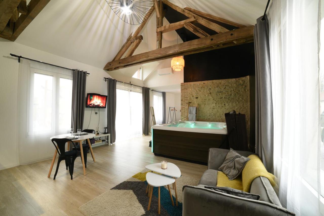 Eaudyssee Maison Avec Spa Privee - Loiret Ladon المظهر الخارجي الصورة